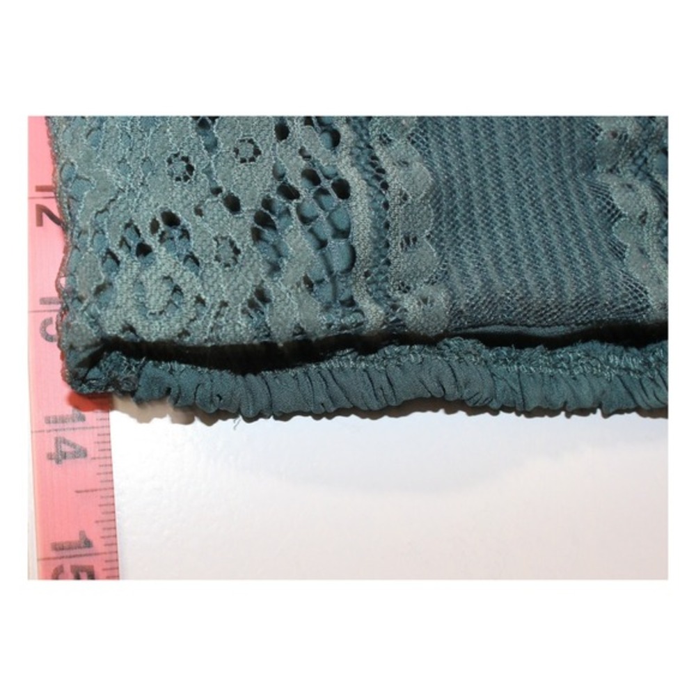 Xhilaration Lace Camisole Crop Top Smocked Back Size M Green - Picture 6 of 6